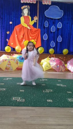 №117"Алтынтөбе" жалпы орта білім беретін мектебінде дайындық топ тәрбиешілерінің ұйымдастыруымен "Алтын күз" атты ертеңгілік өткізілді.