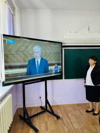 №117”Алтынтөбе”жалпы орта білім беретін мектебінде мектеп ұжымымен  Жолдауды тыңдау және талдау ұйымдастырылды.