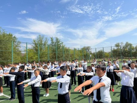 "Тоғыз айдағы 9 іс-шара "Тұжырымдамасы негізінде білім беру ұйымдарында спорттық - сауықтыру іс-шаралар аясында, дене шынықтыру пәні мұғалімдерінің ұйымдастыруымен мектеп оқушылары арасында "Дене сергіту " челенджі өткізілді.
