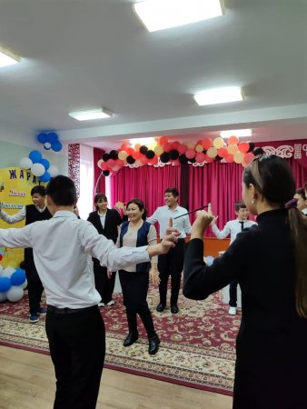 №117 “Алтынтөбе”жалпы орта білім беретін мектебінің педагог-психологы М.Асельбаеваныі ұйымдастыруымен  9”А”сынып оқушыларымен “Мен зорлық -зомбылыққа қарсымын“ атты психологиялық тренинг өткізілді